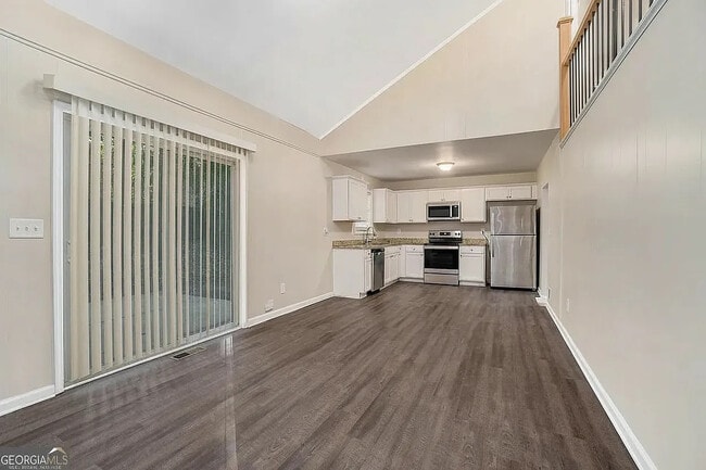 Photo - Room in House on Granada Pl