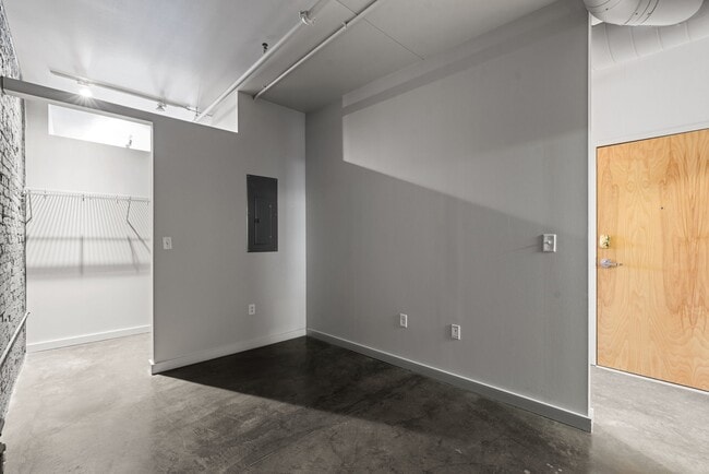 Photo - 1006 Olive St Unit 401