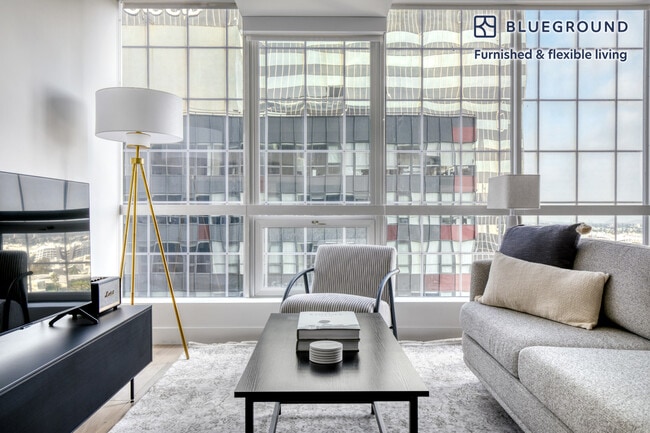 Building Photo - 3540 Wilshire Blvd Rental