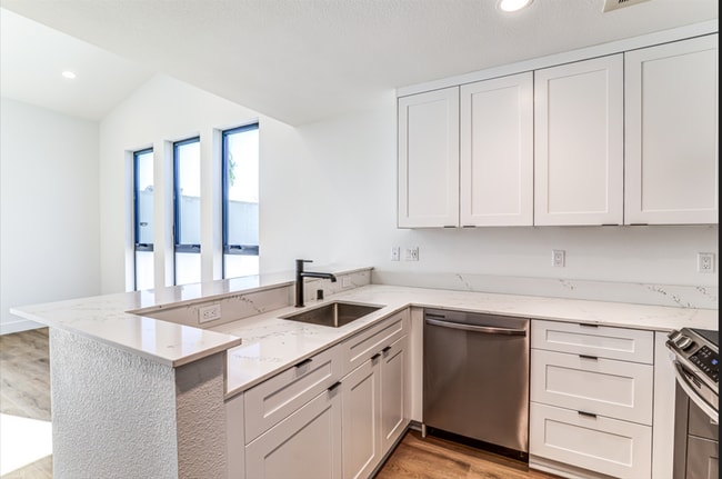 Photo - Girard Lofts