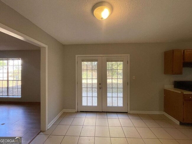 Photo - 6387 Seths Way