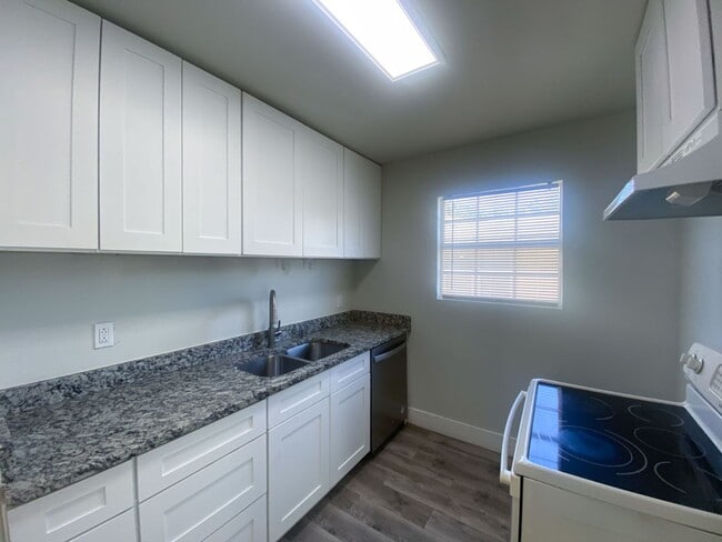 Photo - 2Bed/1Bath House for Rent! Available Now
