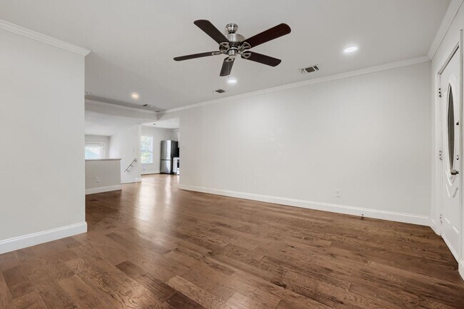 Photo - Alamo Heights home available now!