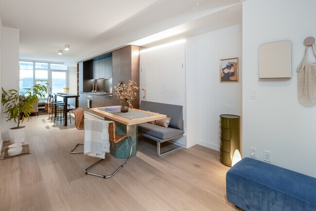 806 Wallbed - One Burrard Place