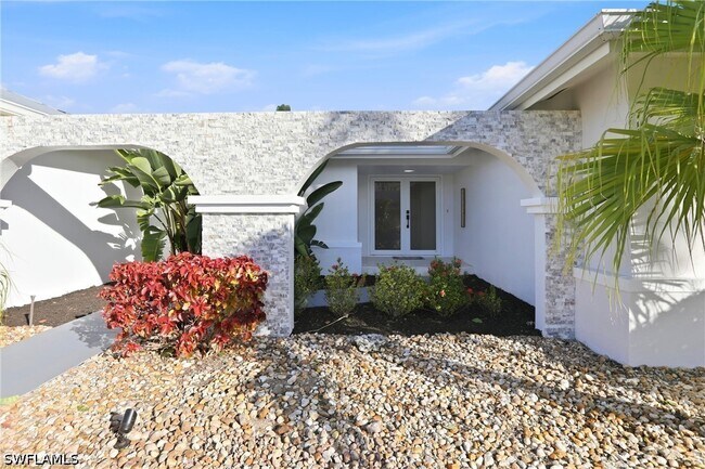 Photo - 339 Landmark St