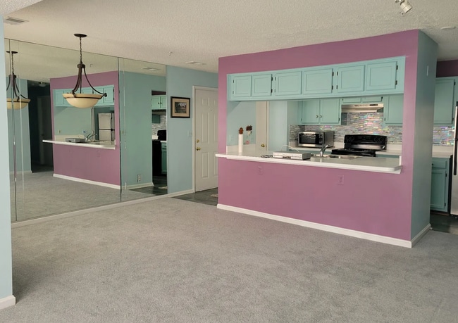 Photo - Ground Level 3 + 2 Spacious Updated condo