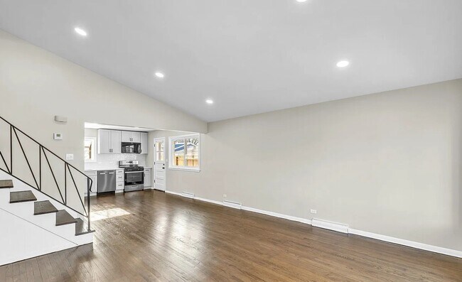 Photo - 11011 W Roosevelt Rd