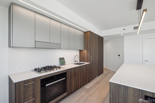 Photo - 280 Spear St