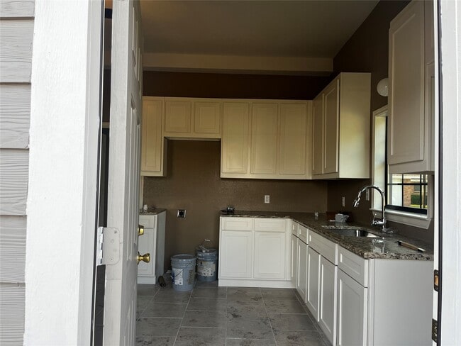 Photo - 141 County Rd 725