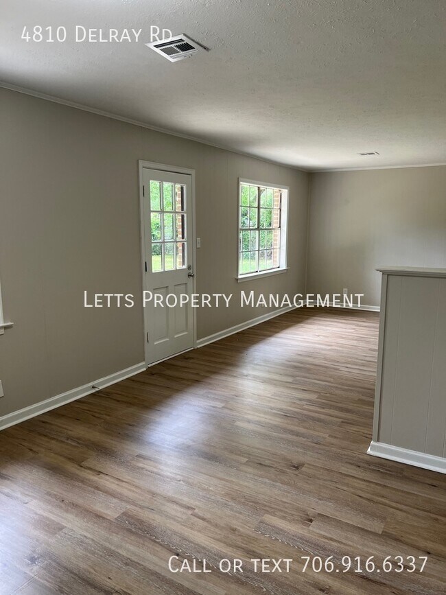 Photo - Beautifully Updated 4 Bedroom 2 Bath Home ...