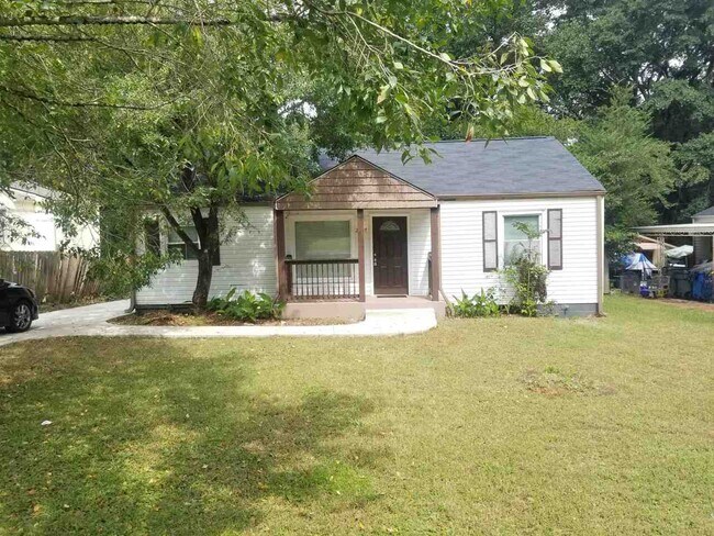 Photo - 2467 Calvin Ave