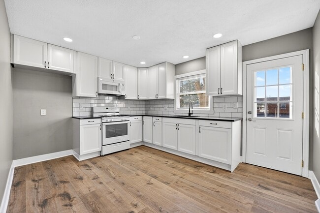 Photo - 4520 Apple Orchard Ln