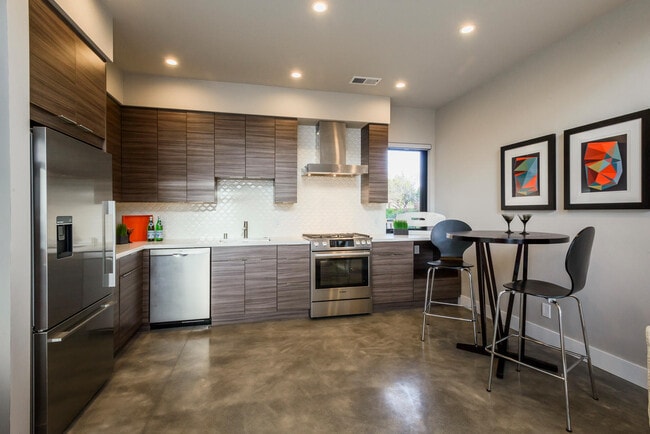 Photo - 668 N El Camino Real Unit 2