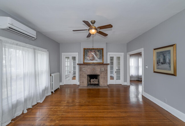 Photo - 2106 Douglass Blvd Unidad 2