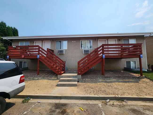 Building Photo - 1707 Oakshire Ln Unit A