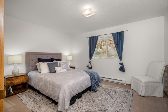 1x1 FP2 Master Bedroom - Prairie Hills