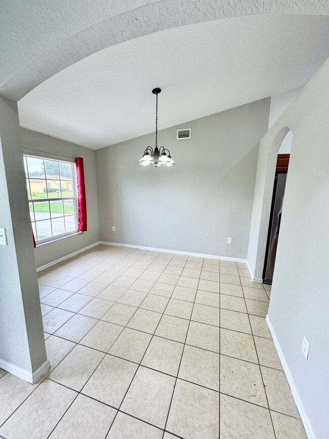 Photo - 4 Bedroom 2 Bath Home in Poinciana Village 3