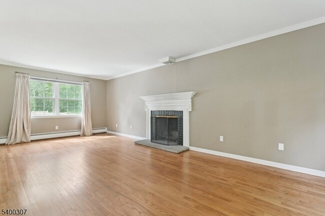 Photo - 247 Spencer Rd