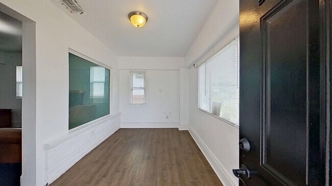 Photo - **Charming 3-Bedroom Historic Home with Covered Porch and Large Yard**