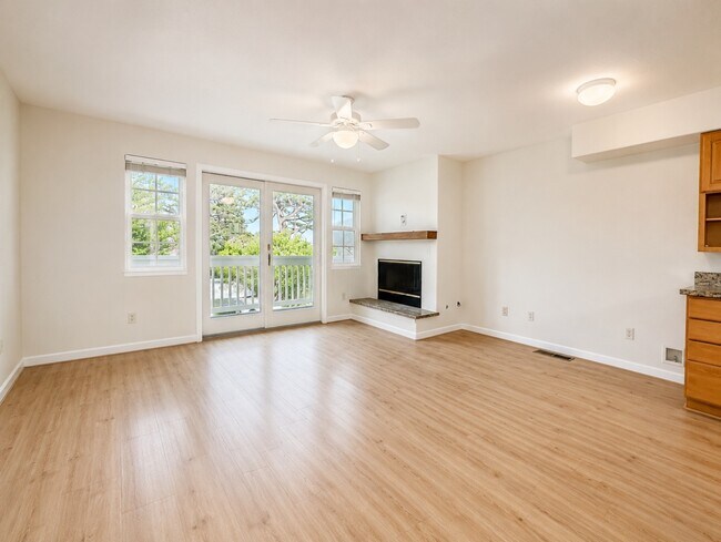 Photo - 901 Hawthorne St