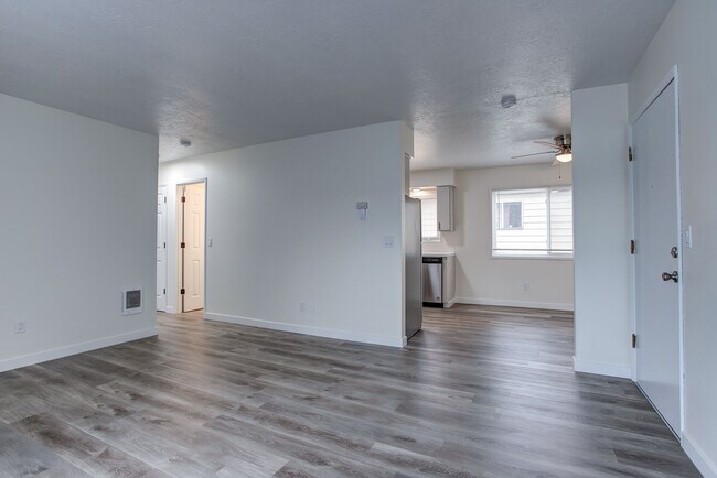 Photo - THE ORLENA APARTMENTS