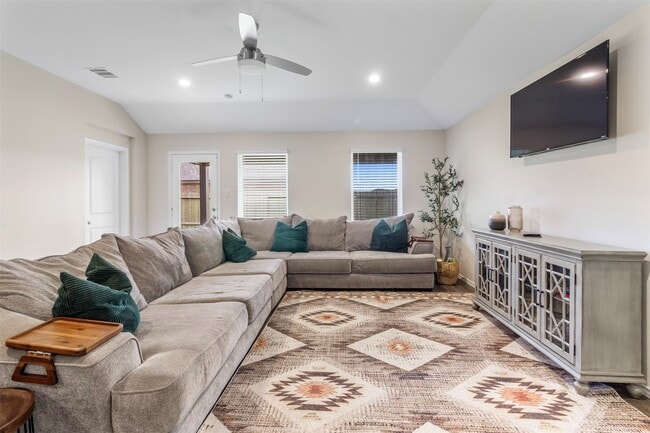 Photo - 1008 Llano Trl