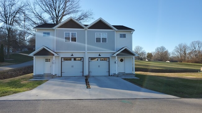 Photo - 815 SW 1st St