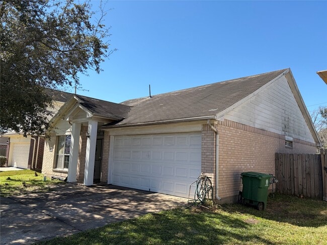 Photo - 15738 Boonridge Rd