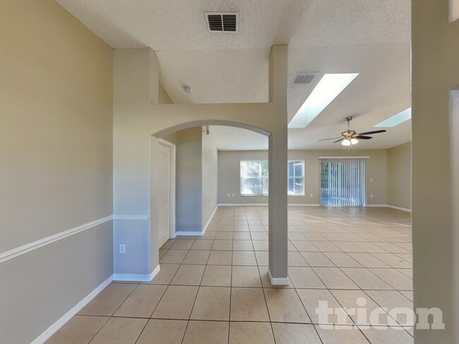 Photo - 1381 Broken Pine Rd