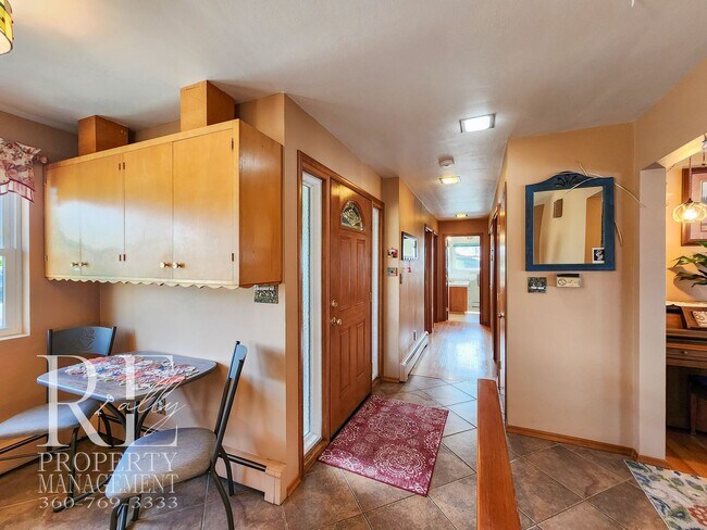 Photo - 2113 Brashem Ave