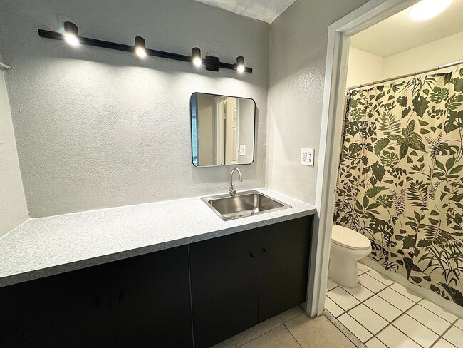 Photo - Best Deal in the area! Newly renovated Studio apartment - All Utilities Included! Unit 1095