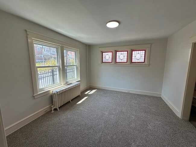 Photo - 700 Carsonia Ave