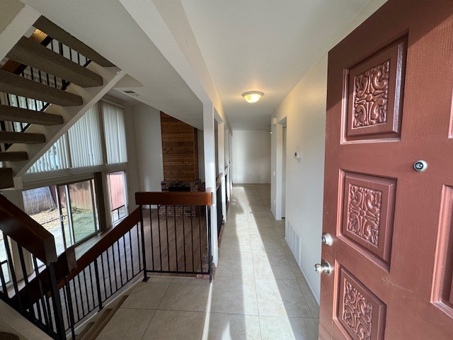 Photo - 2504 Levante St