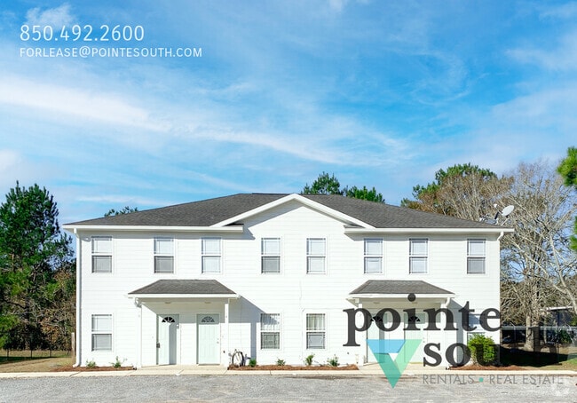 Building Photo - 114 S Elm St Rental