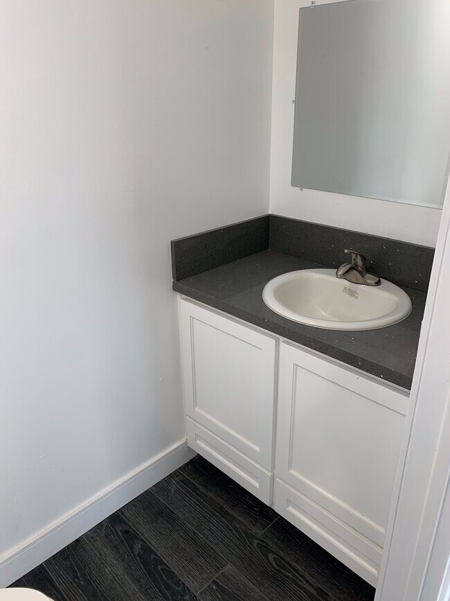 Photo - 2507 Cincinnati St