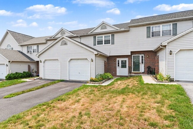 Photo - 7225 Capital Dr