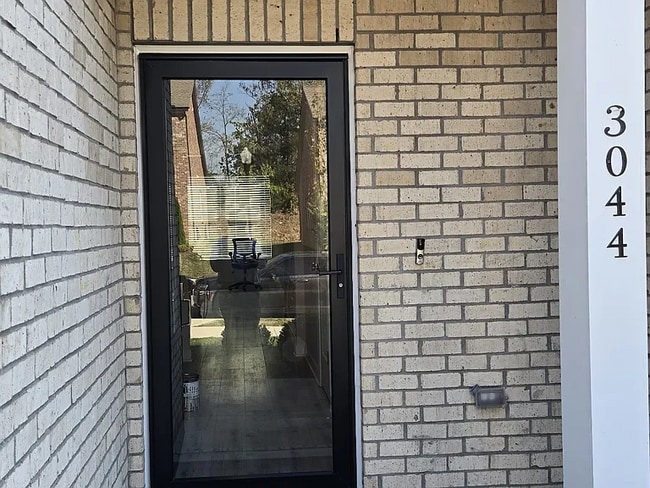 Photo - 3044 Duvall Dr