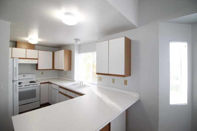 Photo - 730 SE 8th Ave