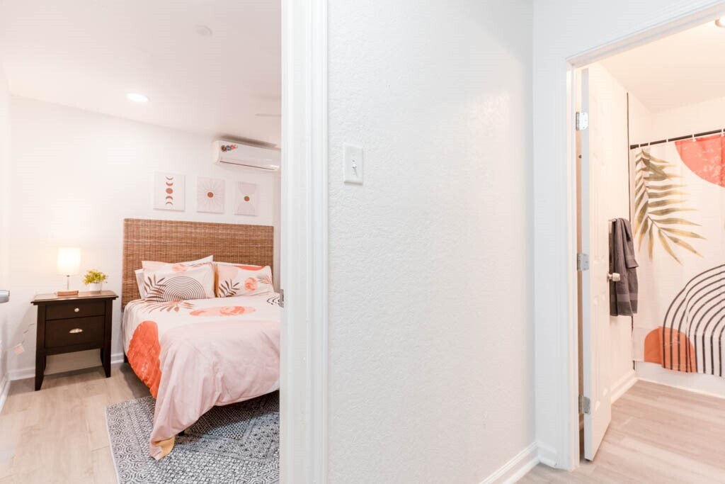 Photo - 1516 Avenue K