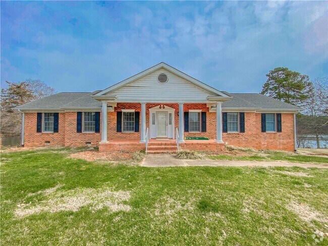Building Photo - 255 Starritt Ln Rental
