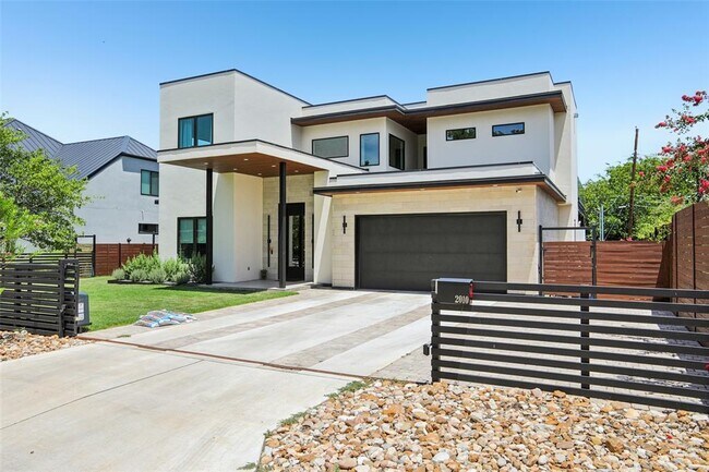 Photo - 2010 Meadowridge Dr