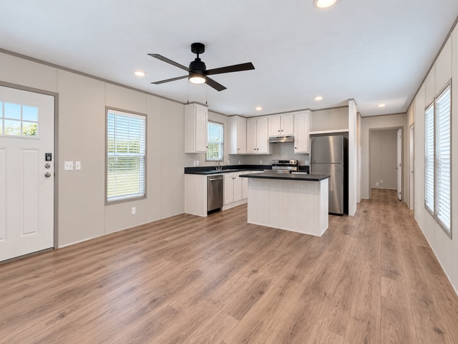 118 Pine Cone Dr