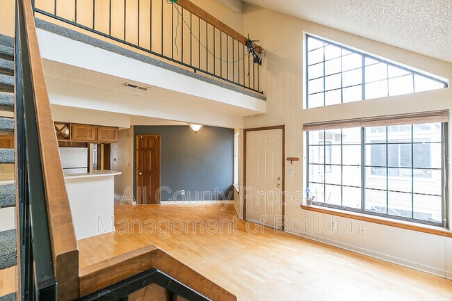 Photo - 5908 Gunbarrel Ave Unidad B