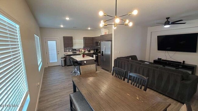 Photo - 476 Deserts Dr