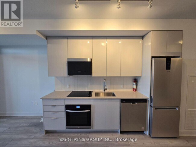 Photo - 2920 Hwy 7 Unit 1813