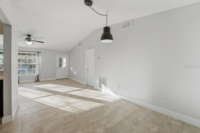 Photo - 1037 Chambord Ct