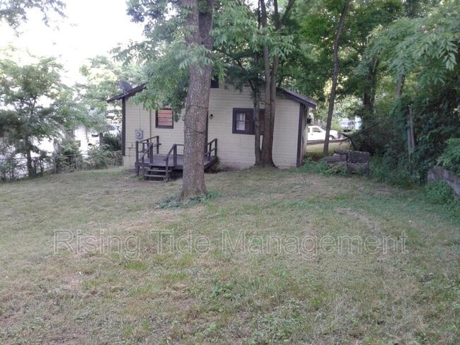 Photo - 220 58th St