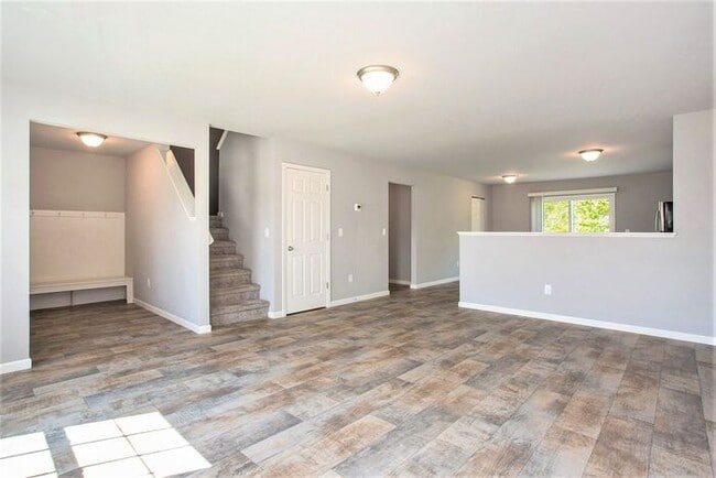 Photo - 5449 Eagle Glen Dr SW