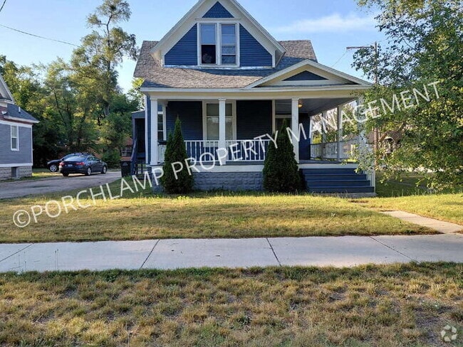 Building Photo - 668 Amity Ave Unit #1 Rental