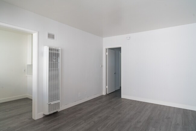 Photo - 22719 Del Valle St Unidad E